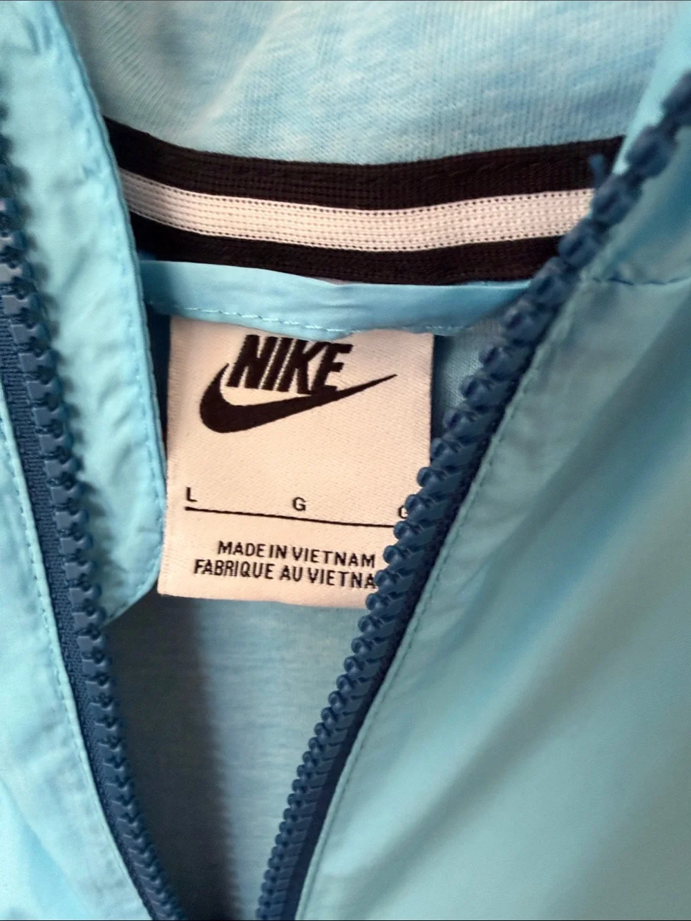 Nike Kids Blue Colorblock Hooded Windbreaker Jacket